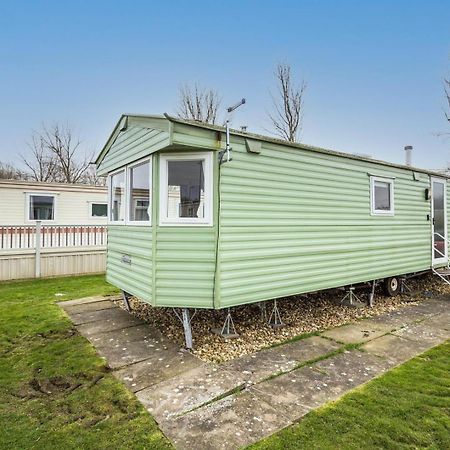 Lovely 8 Berth Caravan At Southview Holiday Park In Skegness Ref 33061C Hotel Exterior photo